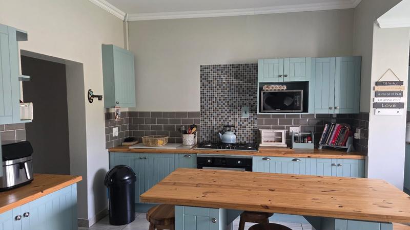 3 Bedroom Property for Sale in Albertinia Western Cape